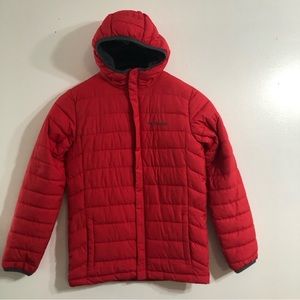Columbia vintage  unisex Youth puffer coat hooded zip up snap buttons down red.L